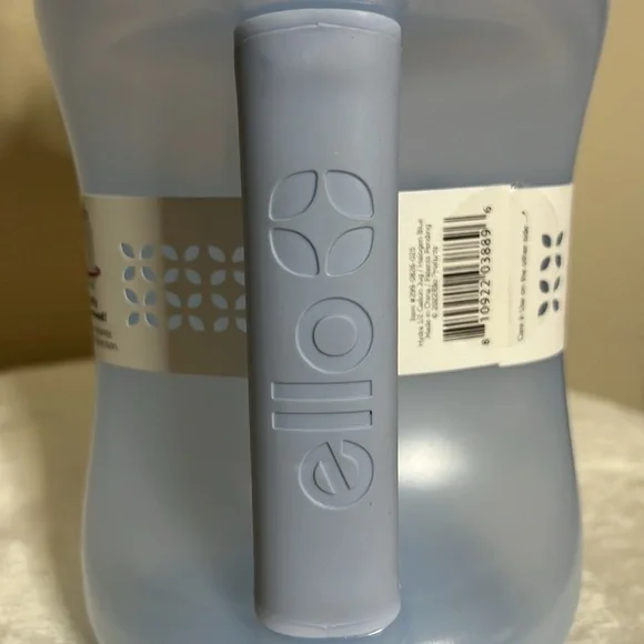 New Ello Hydra Half Gallon Water Bottle with Straw - Picture 6 of 8